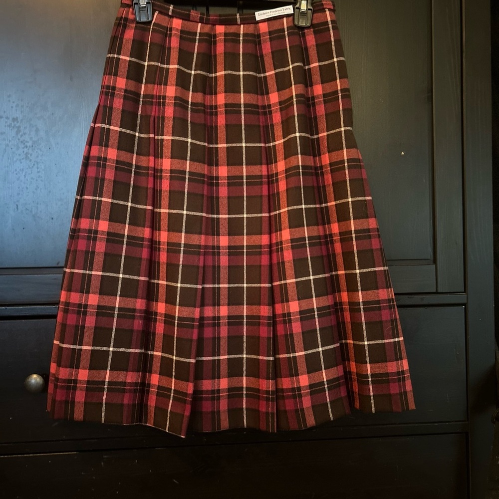 Plaid A-Line Skirt in Red and Brown